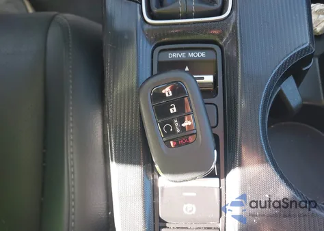 2023 Honda Civic Touring z USA, uszkodzony, nr VIN 2HGFE1F90PH308347